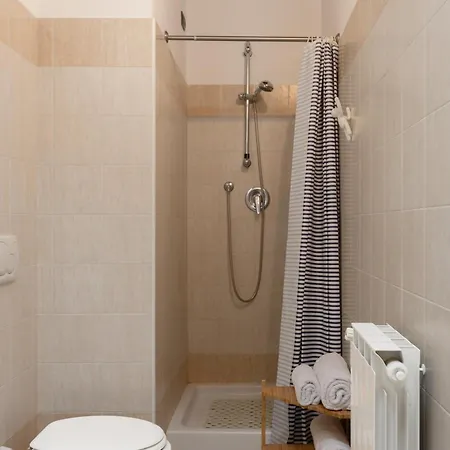 - Martesana Easy House Apartment
